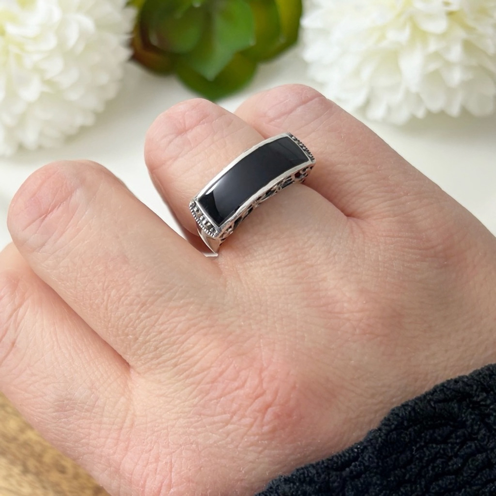 Vintage Sterling Silver 925 Ring Size 6 1/2 6.5 Black Onyx Inlay and Marcasite